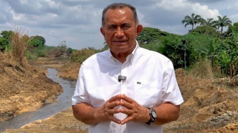 El gobernador Alberto Galíndez en la Troncal 5 de Cojedes al pedir la descentralización de los peajes