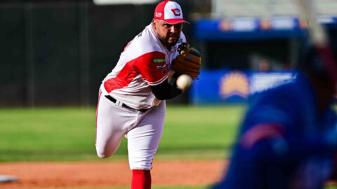 Max Castillo lanzó 5.0 sólidos innings en los que aisló tres hits y una carrera inmeredida