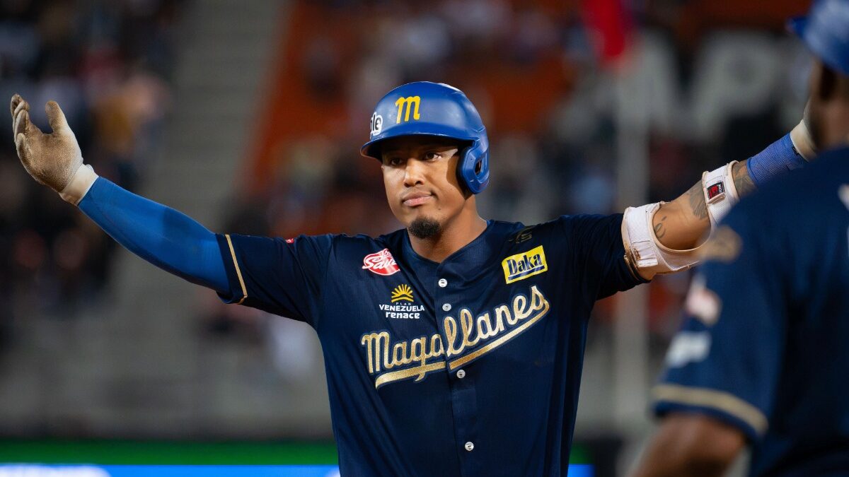 Magallanes celebró su primera victoria de la LVBP 2026-2027 en Barquisimeto. Foto: prensa Navegantes del Magallanes