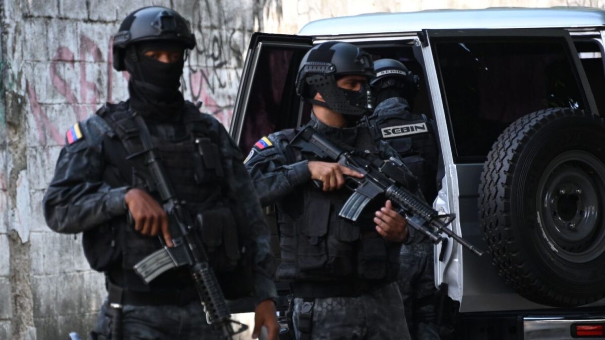Estados Unidos controla al Sebin