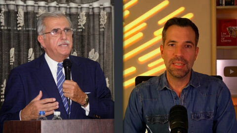 David Placer y Juan José Caldera, uno al lado del otro, en el debate sobre si Rafael Caldera liberó a Chávez