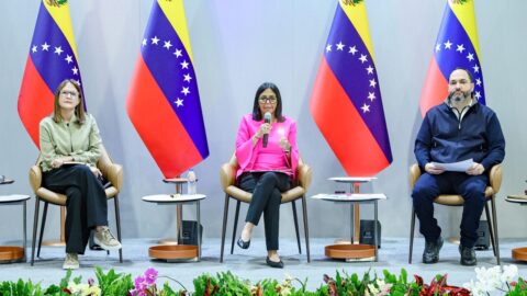 Delcy Rodríguez durante su discurso del sábado 17 de octubre sobre inversiones, empleo y proveedores nacionales en la industria petrolera