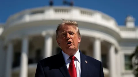 El presidente de Estados Unidos, Donald Trump, aseguró este domingo que el proceso judicial contra Nicolás Maduro seguirá su curso en los tribunales estadounidenses.