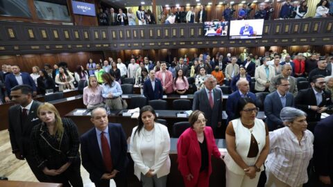 Representantes de la sociedad civil durante la juramentación del Comité de Postulaciones Judiciales en la Asamblea Nacional de Venezuela