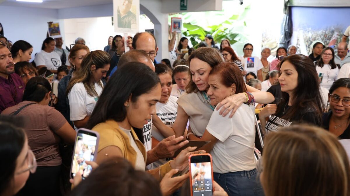 «No descansaremos hasta que todos los presos políticos estén en libertad y ninguna familia tenga que seguir esperando un reencuentro», dijo María Corina Machado
