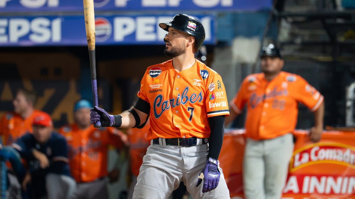 Herlis Rodríguez batea por Caribes ante Magallanes en los resultados de la LVBP del 23 de octubre en Valencia